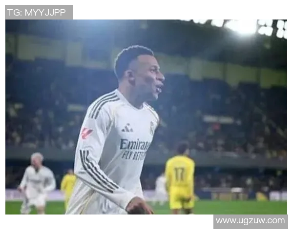 姆巴佩展现惊人速度超车对手轻松破门助球队夺得关键胜利